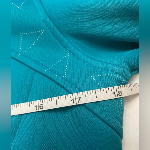 O’Neill Size Medium Turquoise Hoodie with a fleece interior. Two front pockets. - Picture 14 of 14